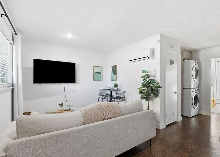 Tcu Gem - Stylish With King Bed & Full Kitchen * Fort Worth